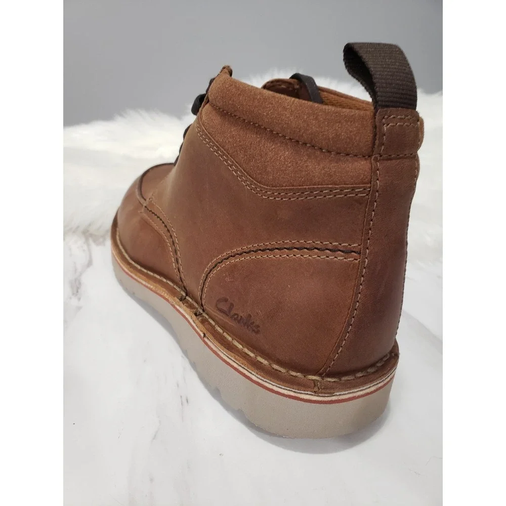 Clarks shoes have
